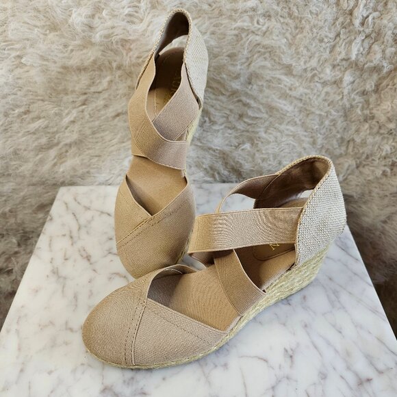 Lauren Ralph Lauren Tan Wedge Shoes with Modern Design - Picture 1 of 8